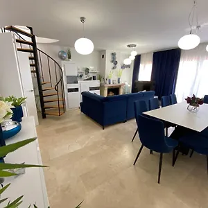 Apartamento Spacious And Stylish Penthouse In Mijas, El Faro